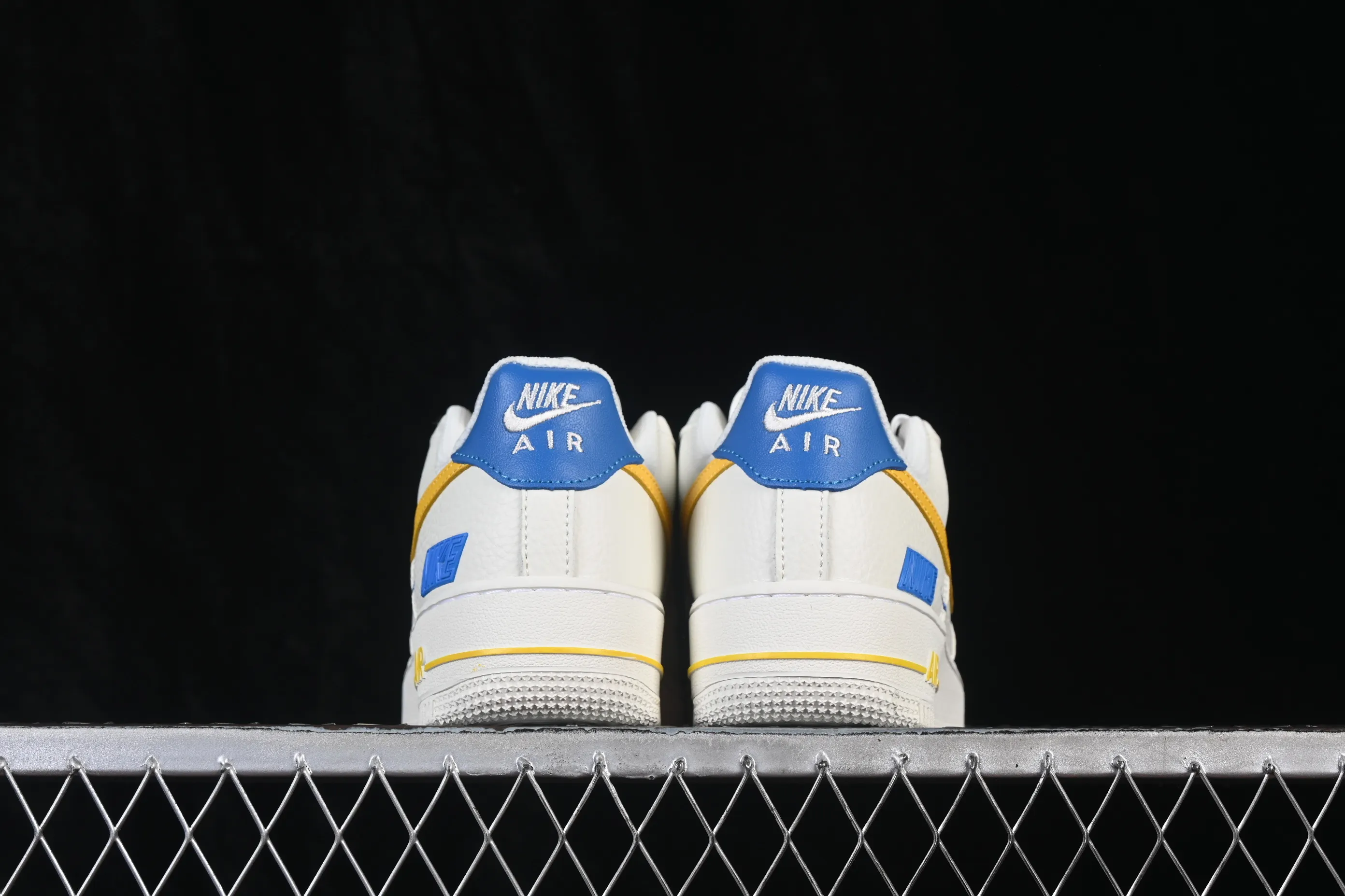 All Categories Nk Air Force 1 Air Force Series Nk Air Force 1 Low Air Force Low Nike Air Force 1'07 Low Cloud White Gold Air Force One Low Casual Shoes FZ1151-100